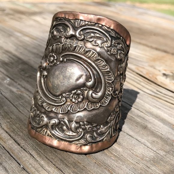 Antique Sterling Silver Cuff Bracelet Repoussé Scroll Size Small Copper 925 - Picture 7 of 9